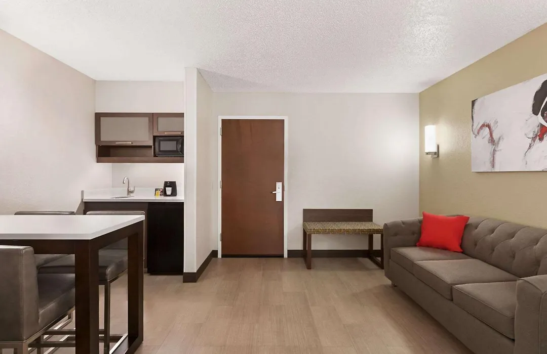 Ramada By Wyndham Suites Orlando Airport- Free Airport Shuttle-1
